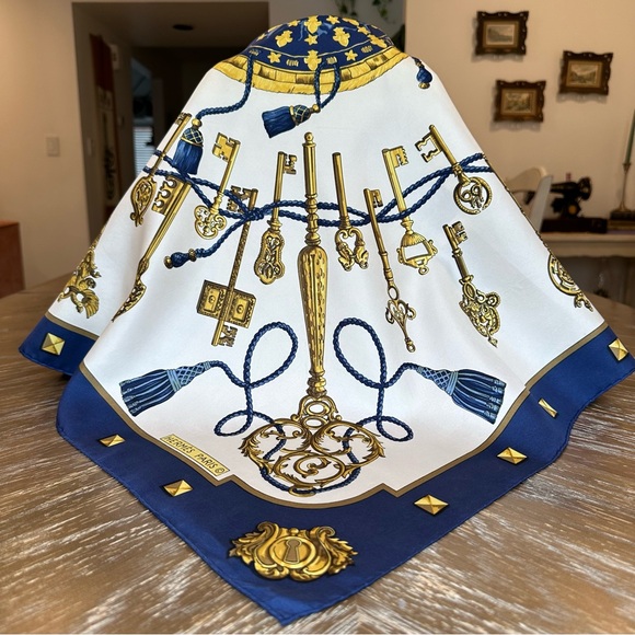 Authentic Hermes Scarf - Picture 9 of 12